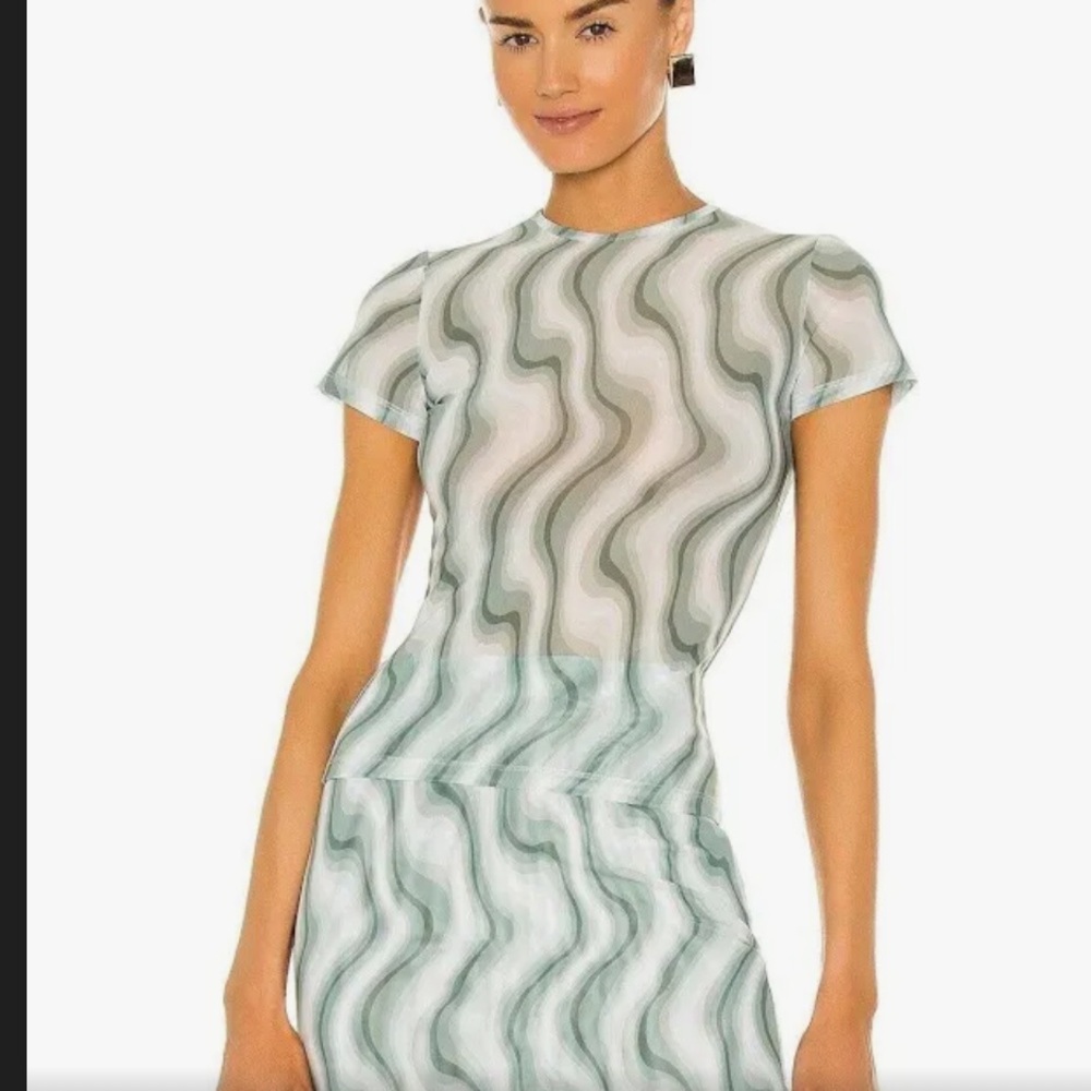 Miaou Top in Swerve